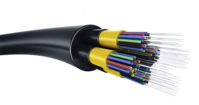 https://0201.nccdn.net/1_2/000/000/0aa/9a9/cable-fibra-optica-638x338.jpg