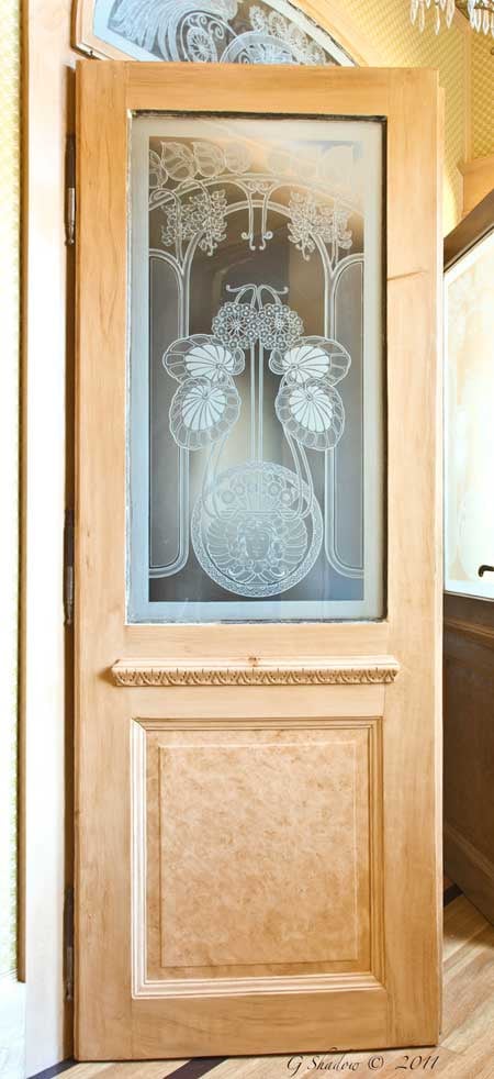 Natural Maple Grained Glass Door