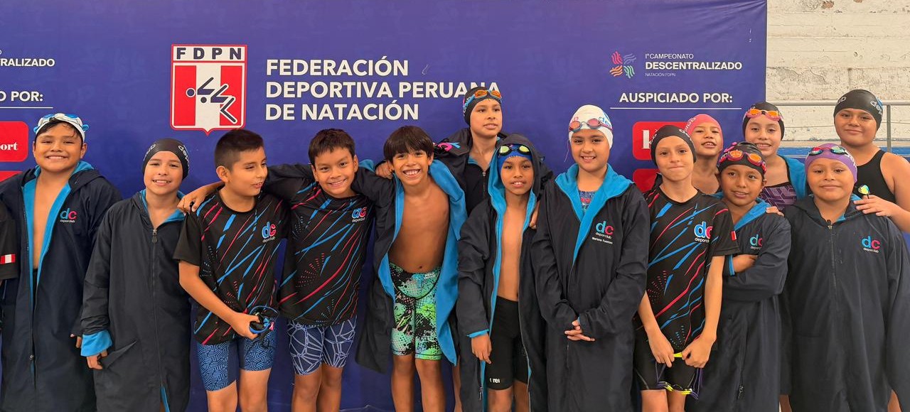 Nadadores de Deporclub en el Campeonato Descentralizado 2026