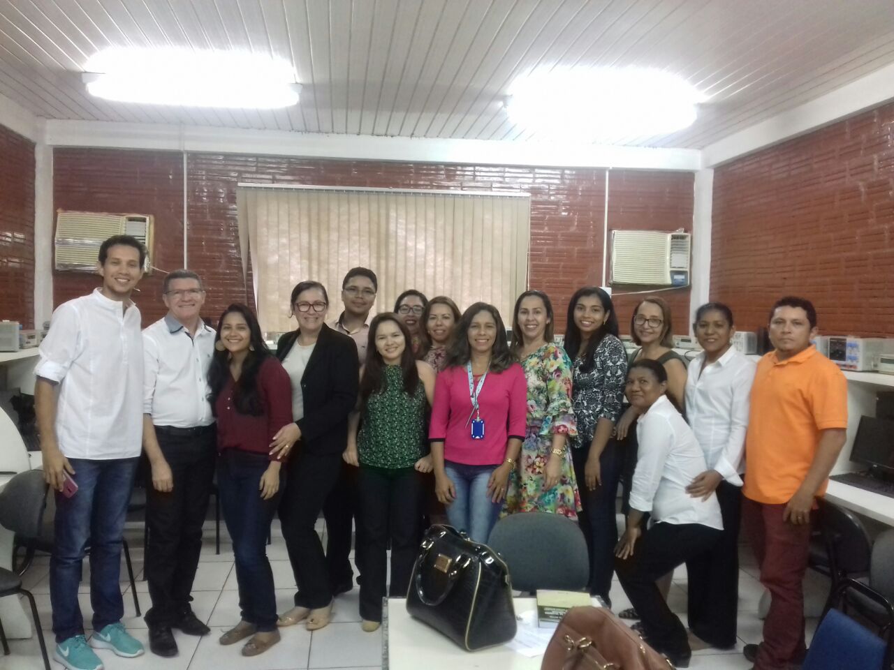 PARTE DA TURMA NO INTERVALO PARTE DA TURMA NO INTERVALO