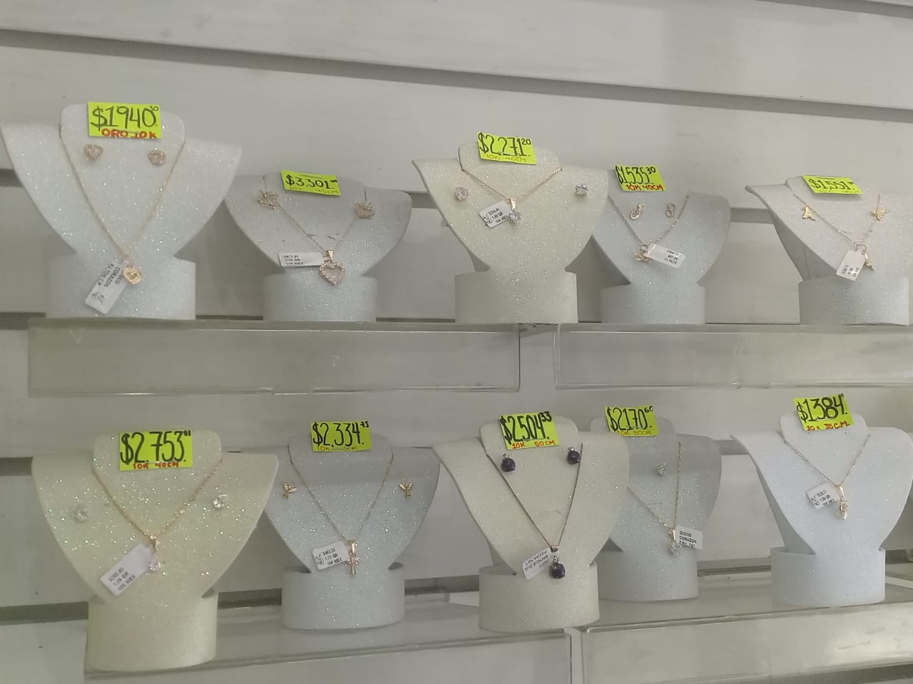 JUEGOS CON DIJE Y BROQUE DE 10K