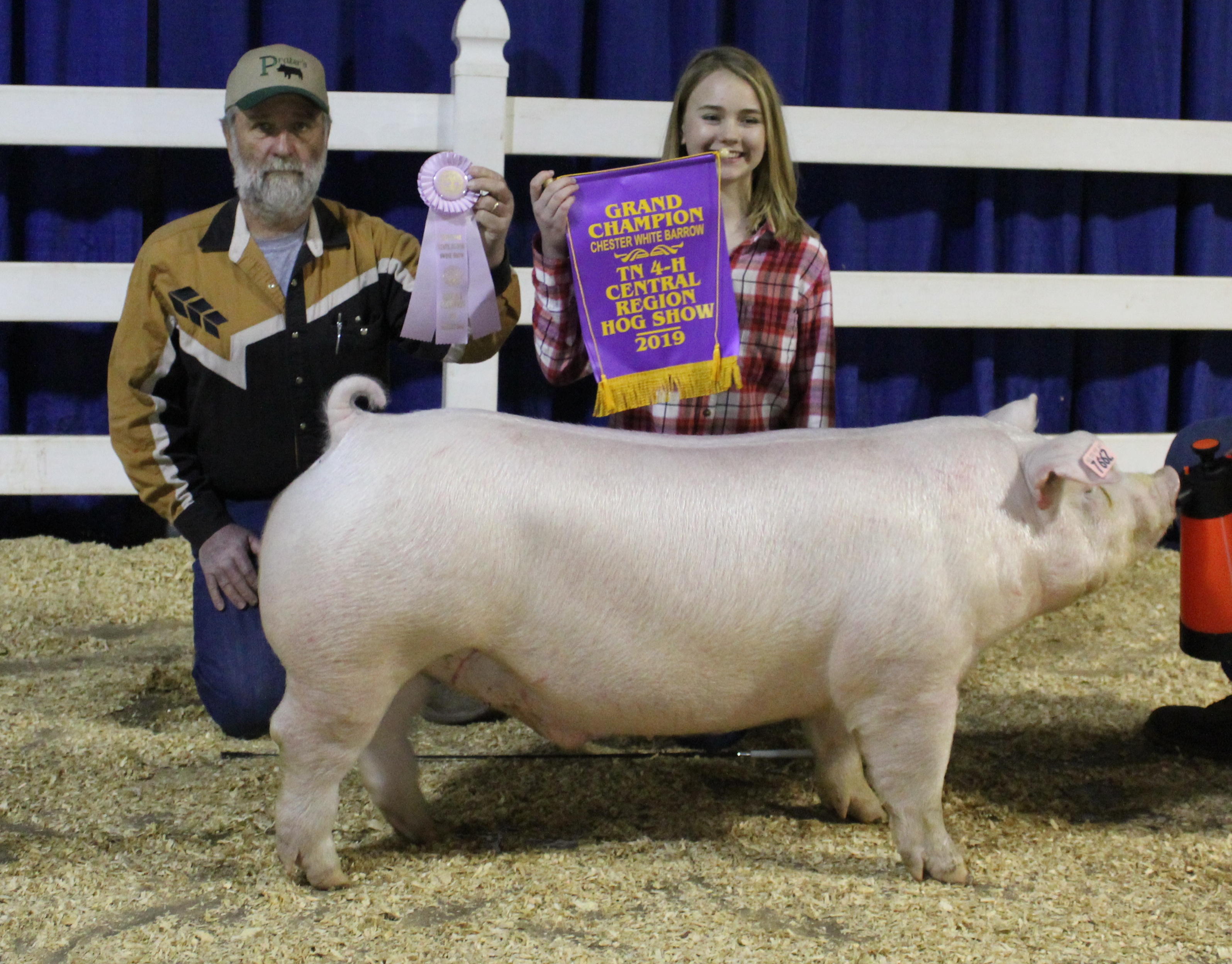 Hannah Sanders
2019 TN Central Region Show
Champion Chester White Barrow
2019 Tennessee State Show
Reserve Champion Chester White Barrow