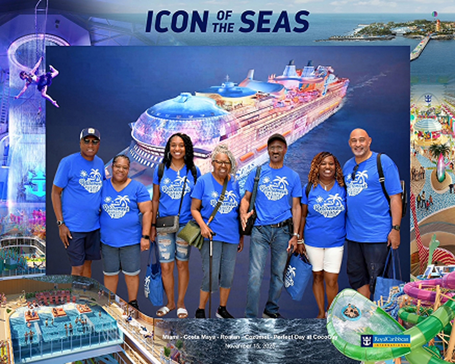 Welcome photo of a family from their Icon of the Seas Cruise.
