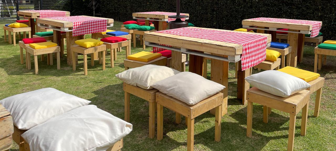 Cojines en tela
44cm x 44cm
Alquiler $ 5.000