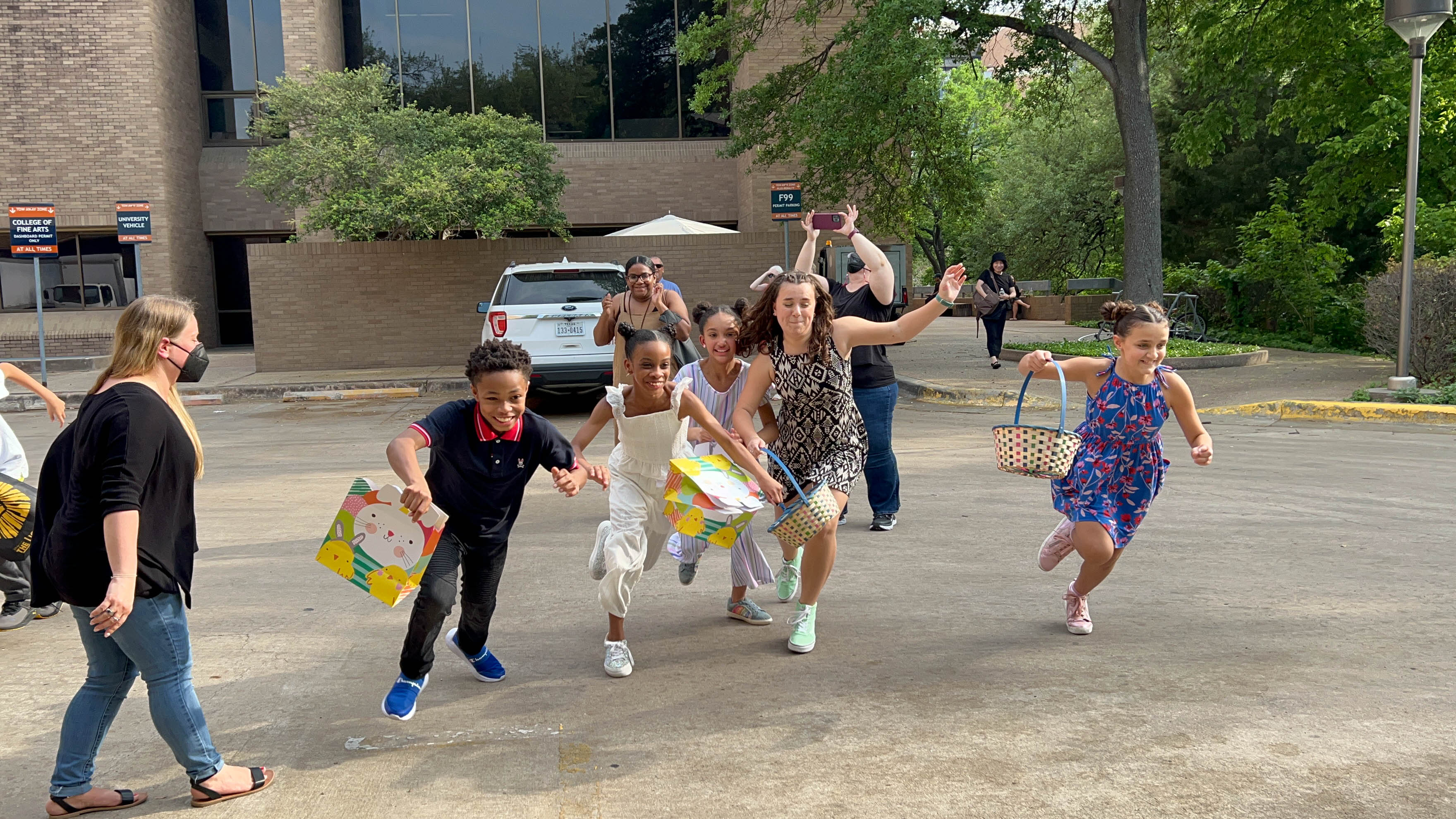 https://0201.nccdn.net/1_2/000/000/0b1/712/austin-order-25.jpg