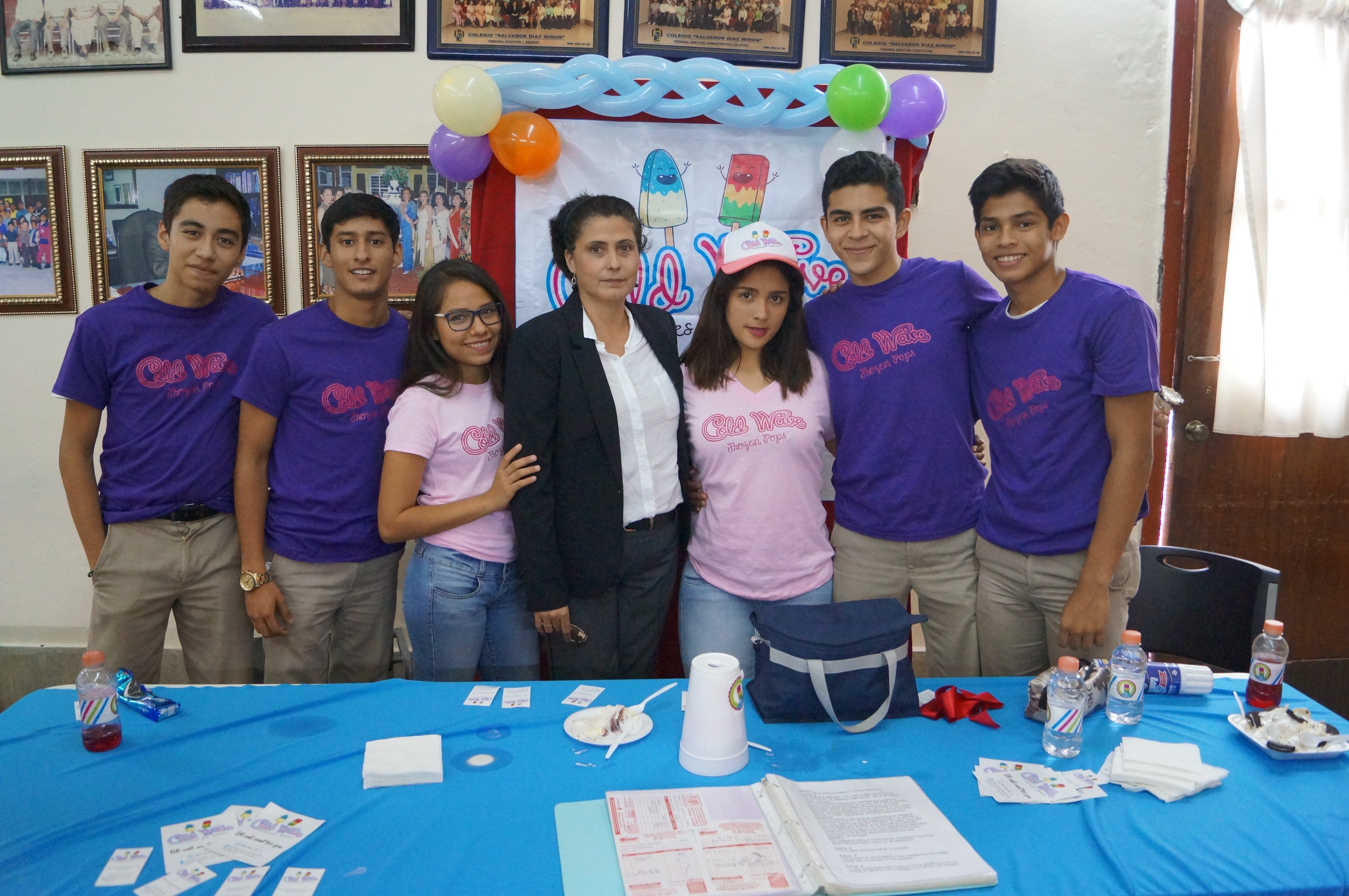 EXPOSICIÓN DE EMPRENDEDORES
27 DE JUNIO 2017