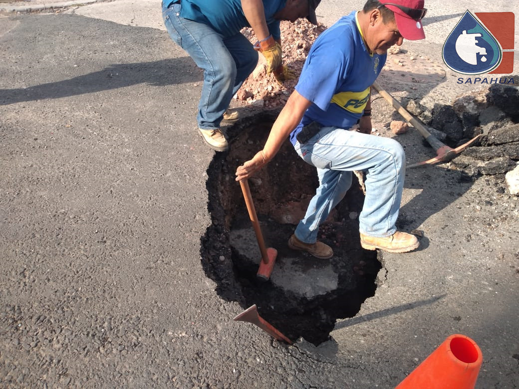 REPARACION DEL SOCAVON EN LA AV. 2 DE ABRIL ESQ C. V. TRUJANO