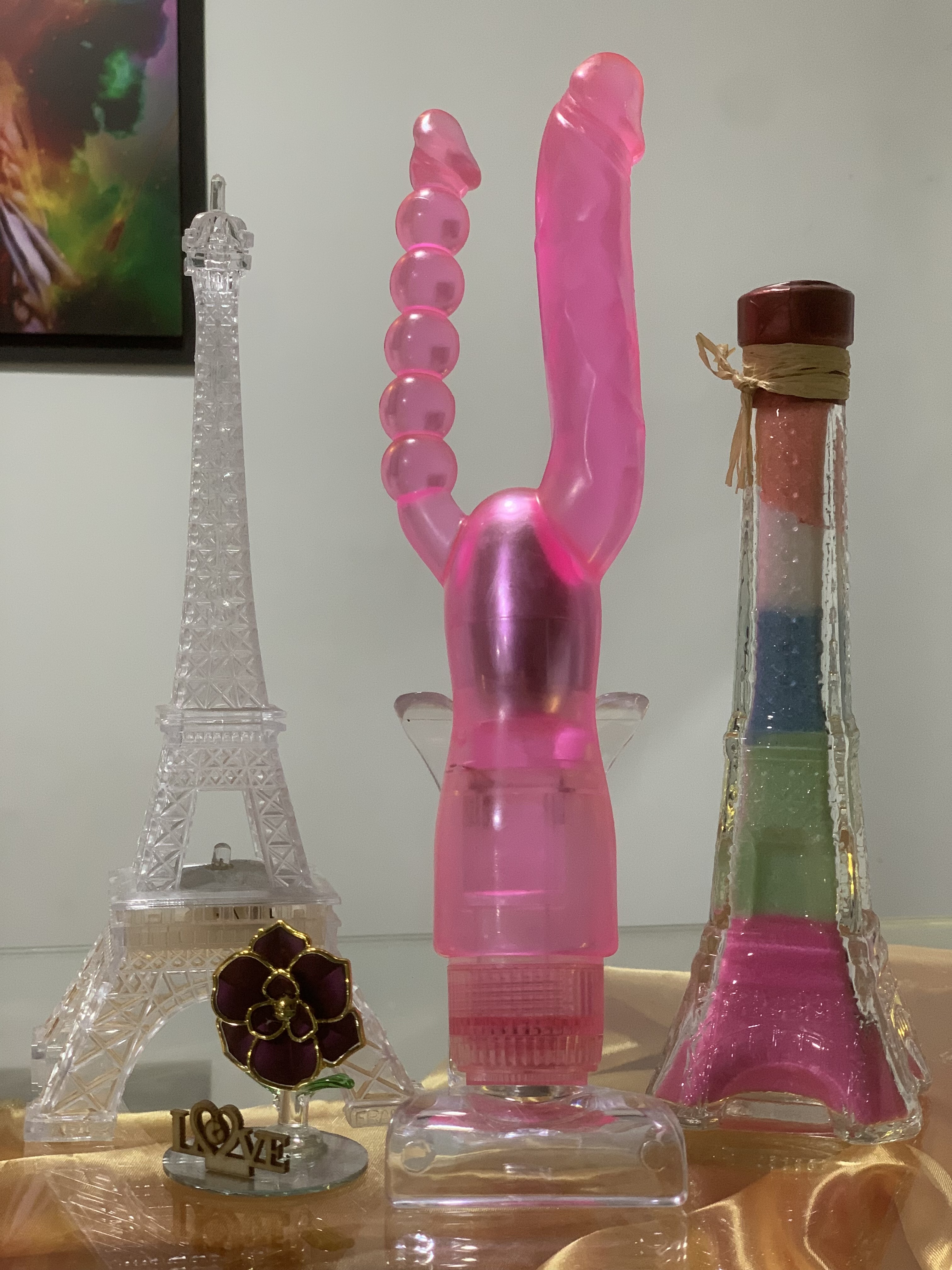 DOUBLE PLEASURE
VIBRADOR DOBLE PENETRACION
$ 97.000