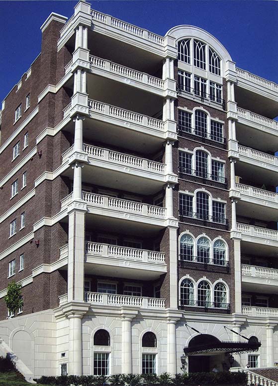 Park Grande Condominiums