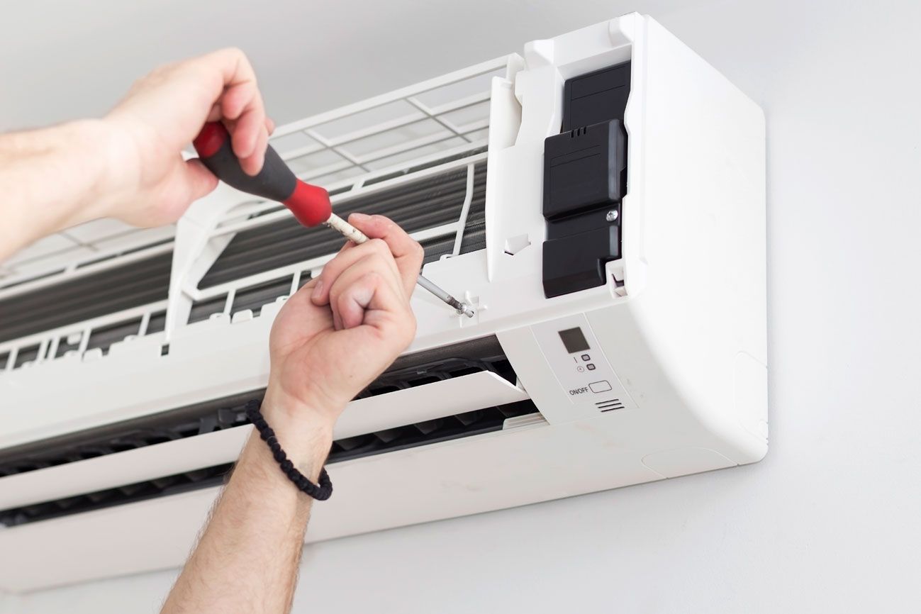 Servicios Colectivos y Mantenimientos - Reparación de Aire Acondicionado