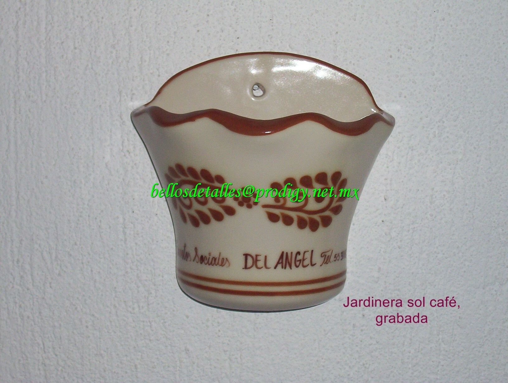 https://0201.nccdn.net/1_2/000/000/0b3/547/Jardinera-sol-caf---grabada-1632x1232.jpg