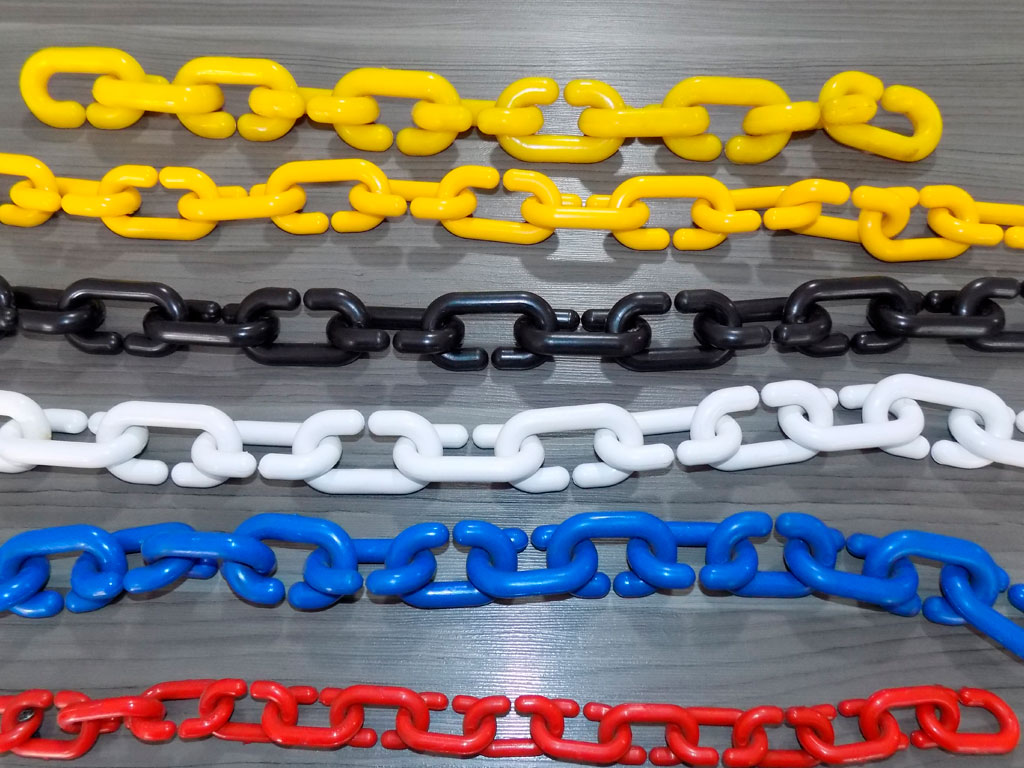 https://0201.nccdn.net/1_2/000/000/0b3/7e5/cadena-plastica-ref--ce-315.jpg