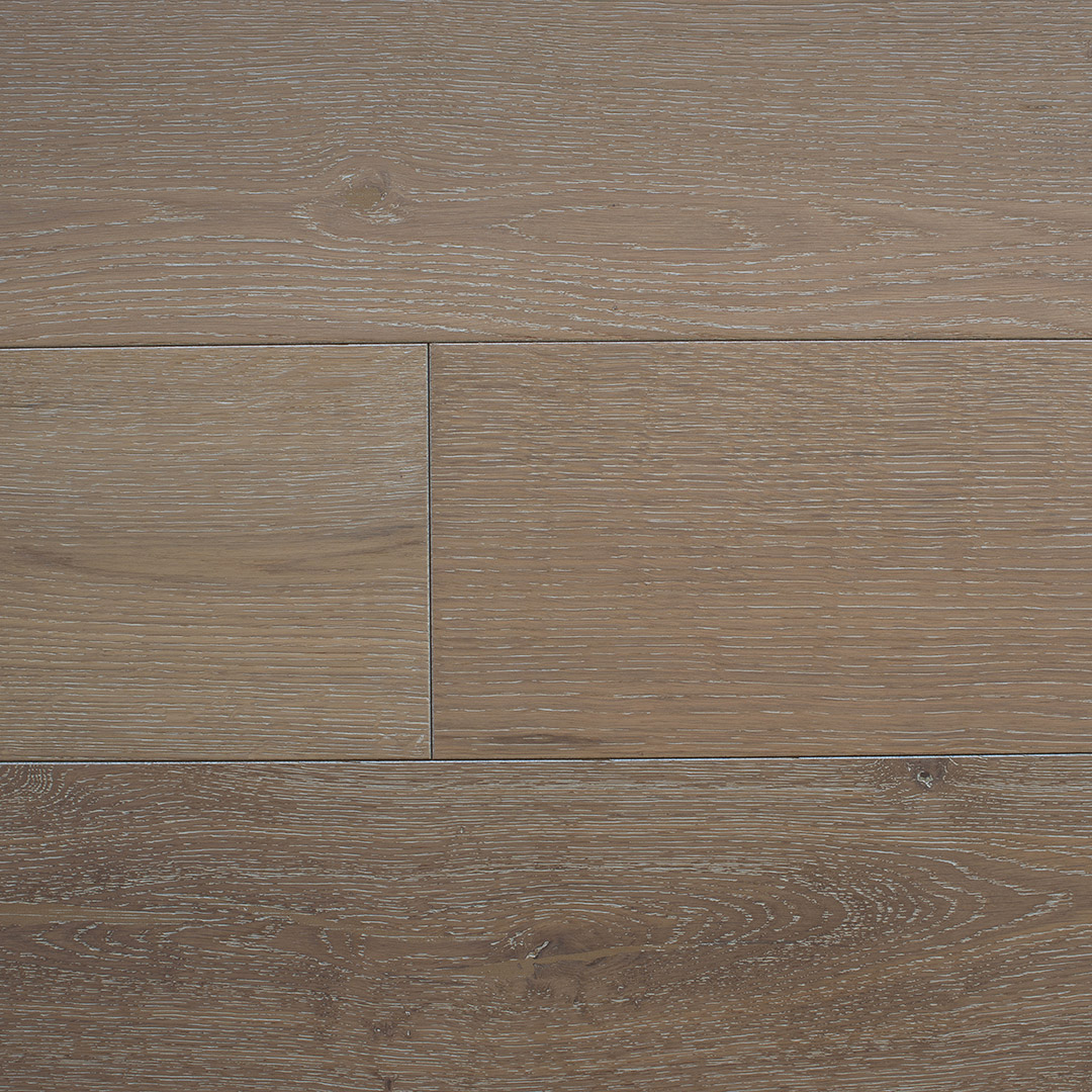 English Forest Collection Oak Newborough
Width 7 1/2 in. - Thickness 1/2 in. with 2 mm Sawn Cut Face
Length Random up to 6 1/3 ft.
Finish: UV cured urethane