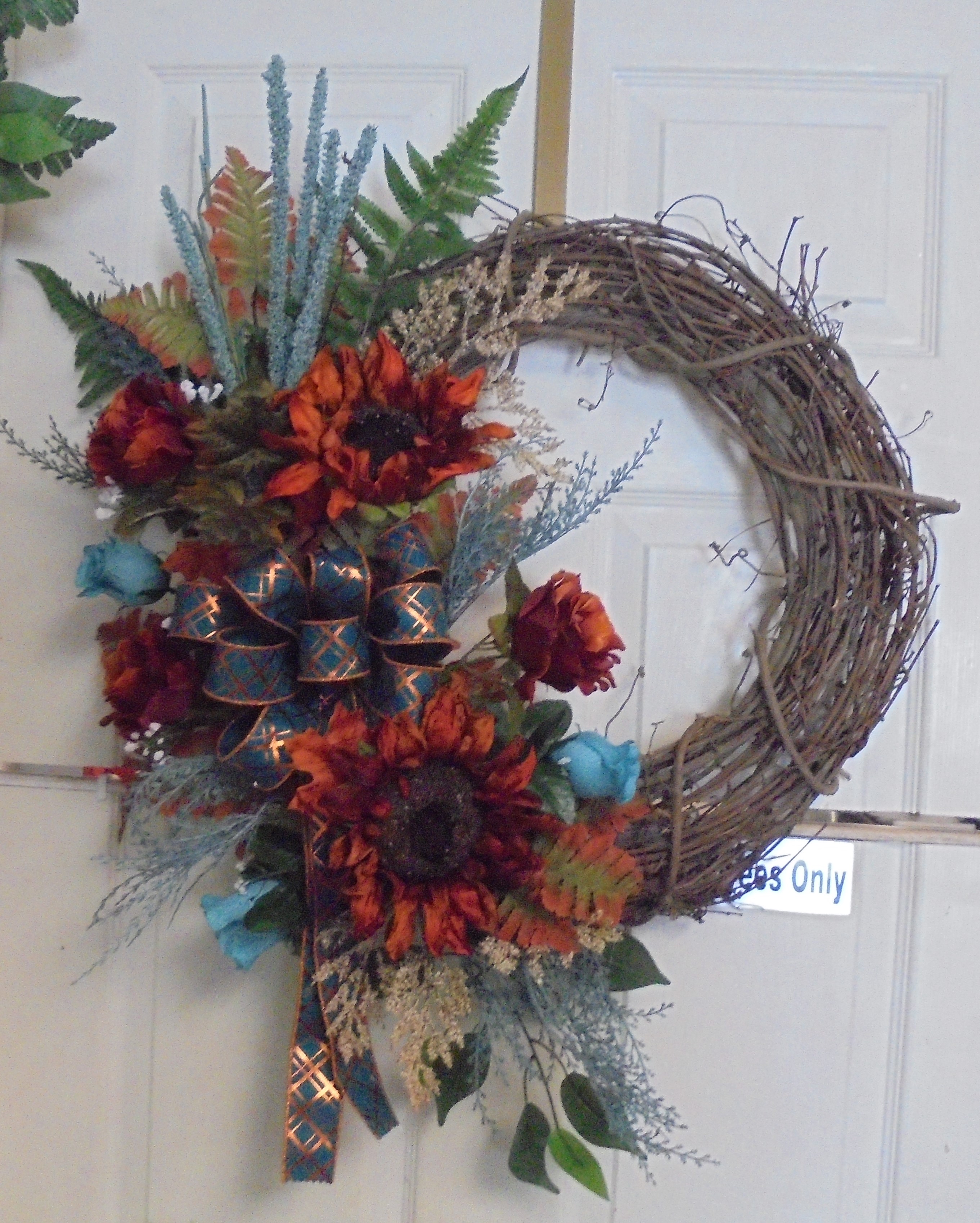 (26A) "Fall" Wreath
(Burnt Orange & Aqua)
$65.00