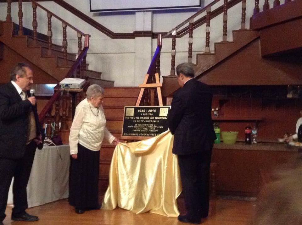 Develación de placa del 70 aniversario