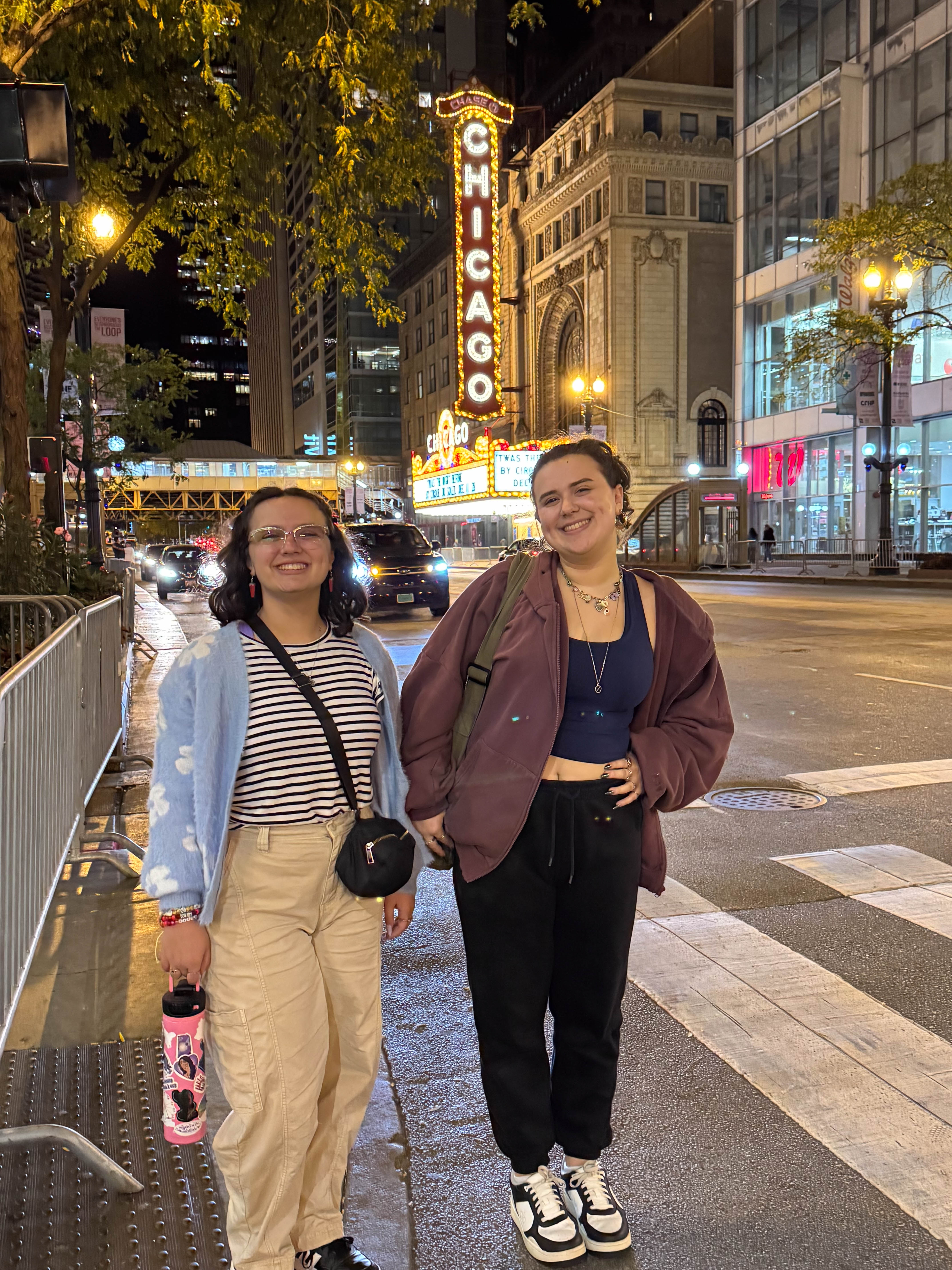 https://0201.nccdn.net/1_2/000/000/0b5/86f/chicago-order-42.jpg