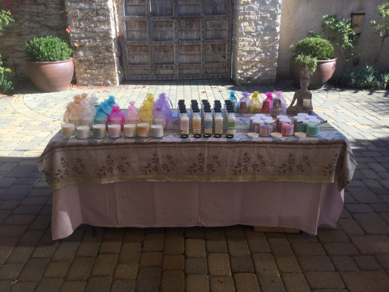 There are now 7 different scented 100% soy candles, 5 bath salts and 3 body scrubs to choose from as well as mini gift packs with votive and 2 oz. samplers to give as gifts.