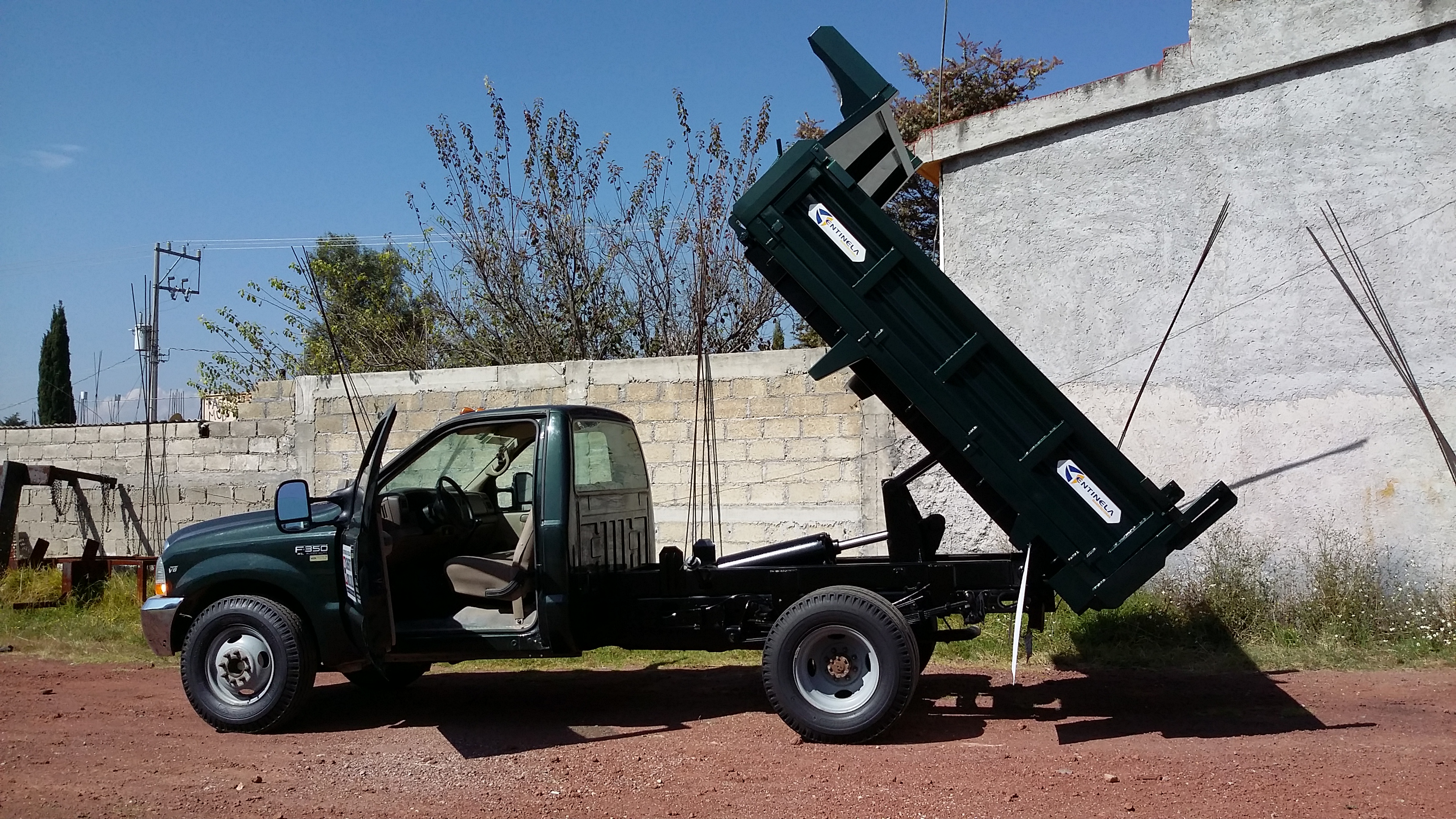 Carroceria 3m3 tipo volteo