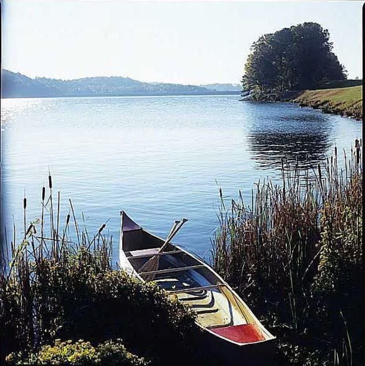 https://0201.nccdn.net/1_2/000/000/0b7/597/canoe.jpg