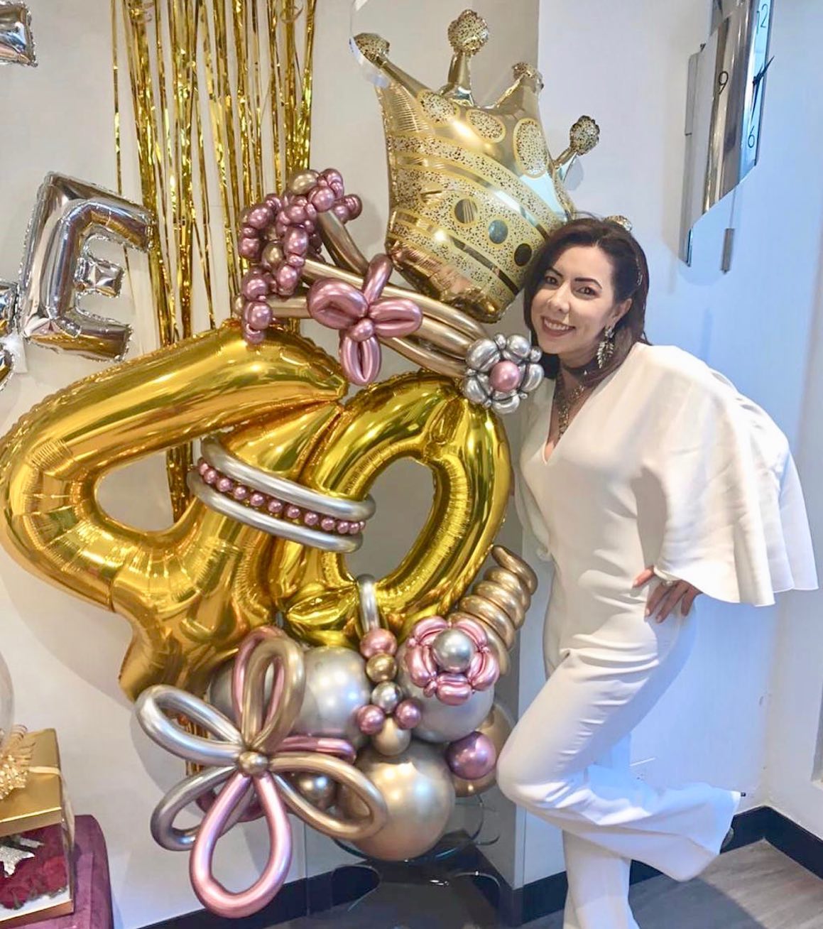 Colombia : 1111 Pesos
Venezuela : 11$
Negociable Según Diseño
