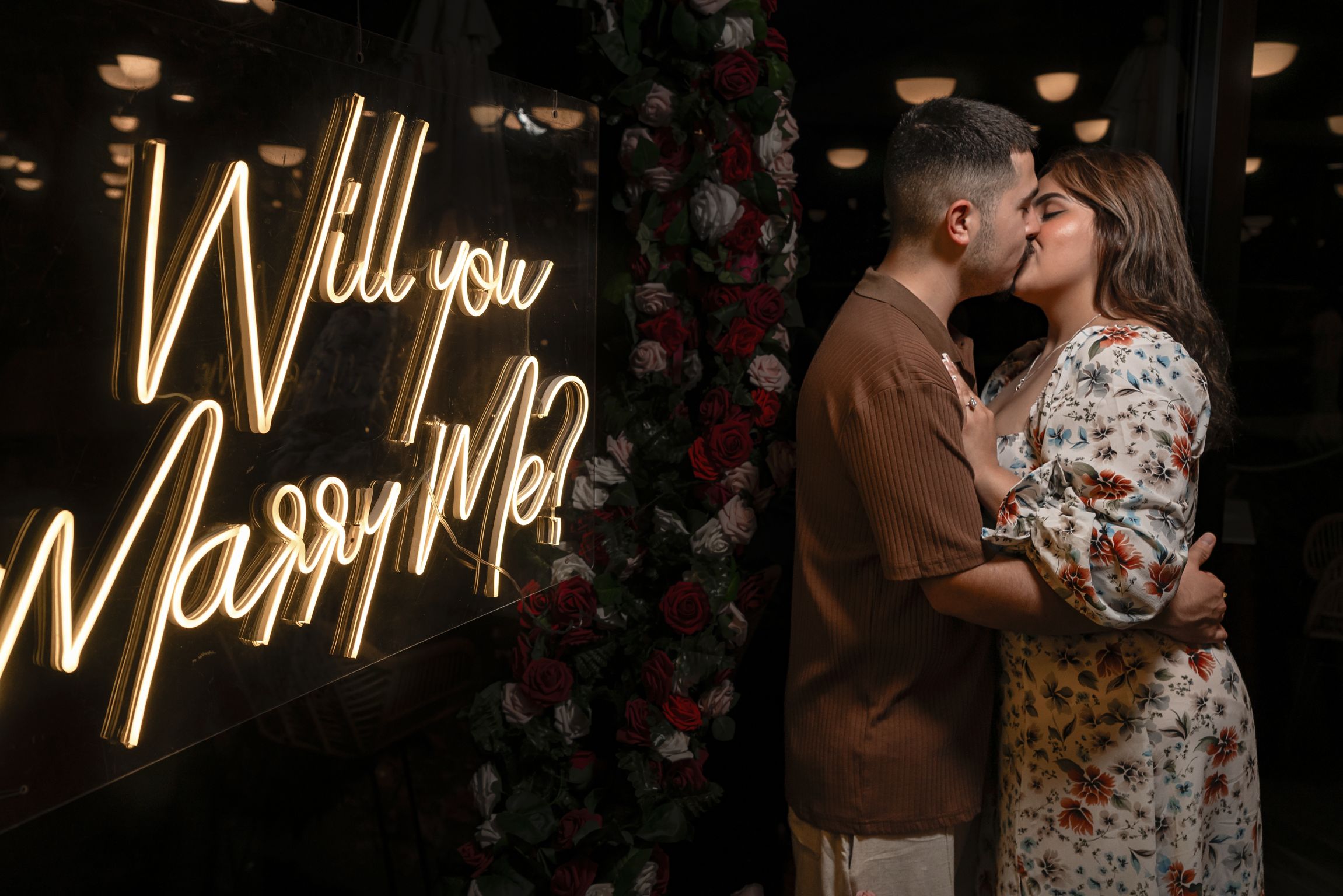 https://0201.nccdn.net/1_2/000/000/0b9/672/contratar-foto%CC%81grafo-de-pedida-en-cancu%CC%81n-luxury-engagement-ph.jpg