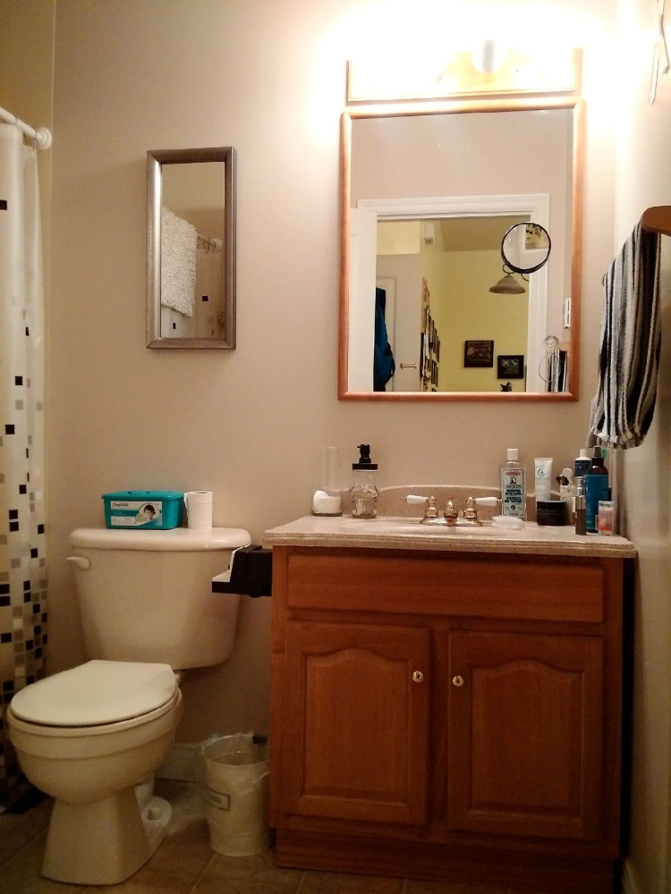 27 Horsfield St. #3 Bathroom