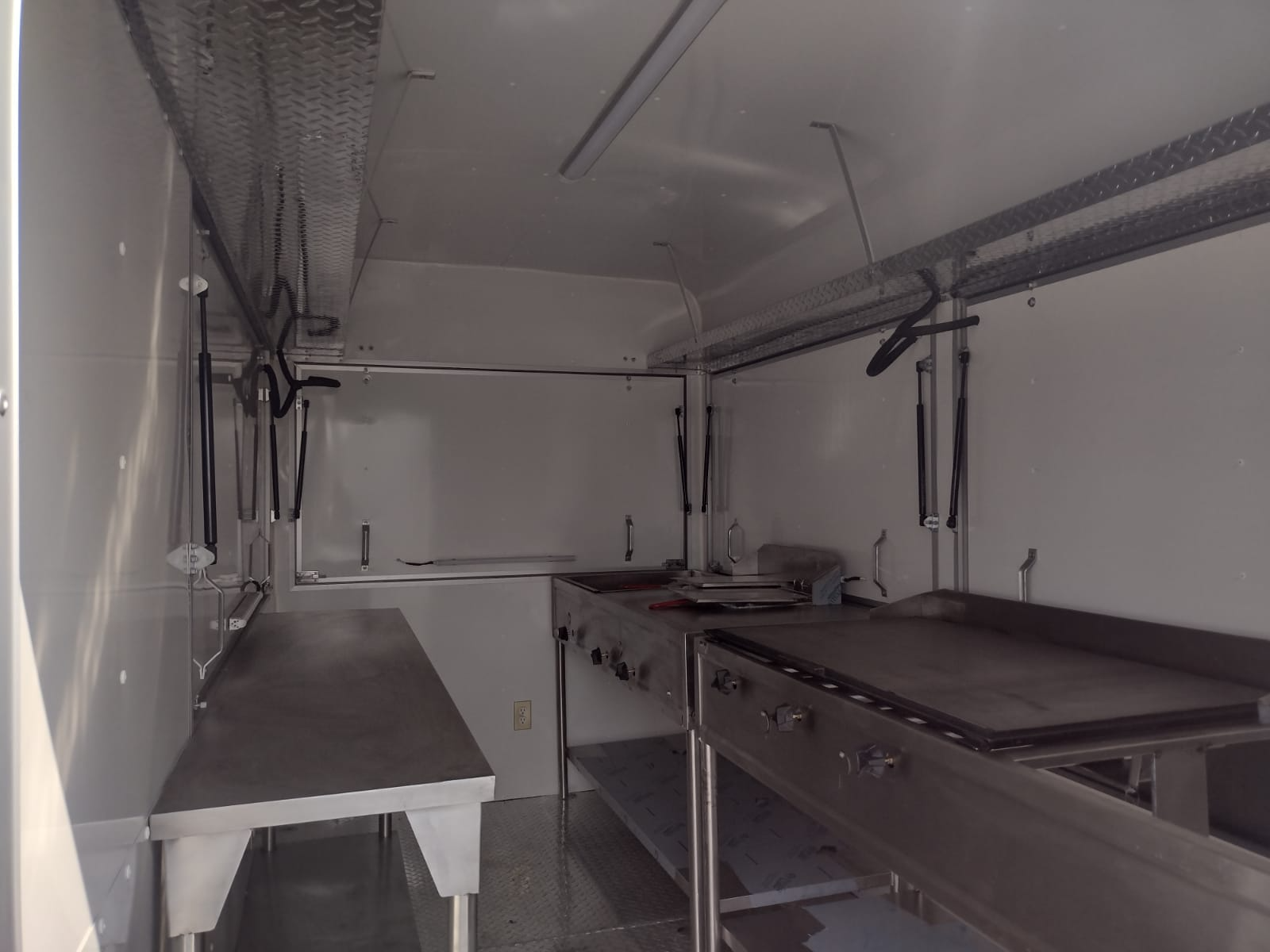 muebles de acero inoxidable