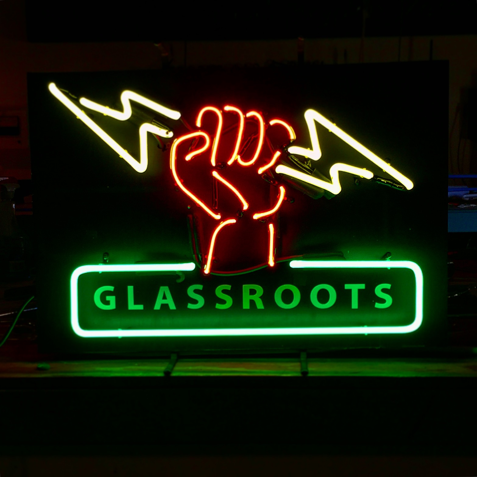 https://0201.nccdn.net/1_2/000/000/0bb/569/glassroots-1566x1566.jpg