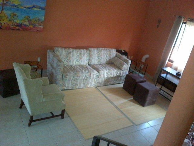 https://0201.nccdn.net/1_2/000/000/0bb/8fa/htco-c6-sala-.jpg