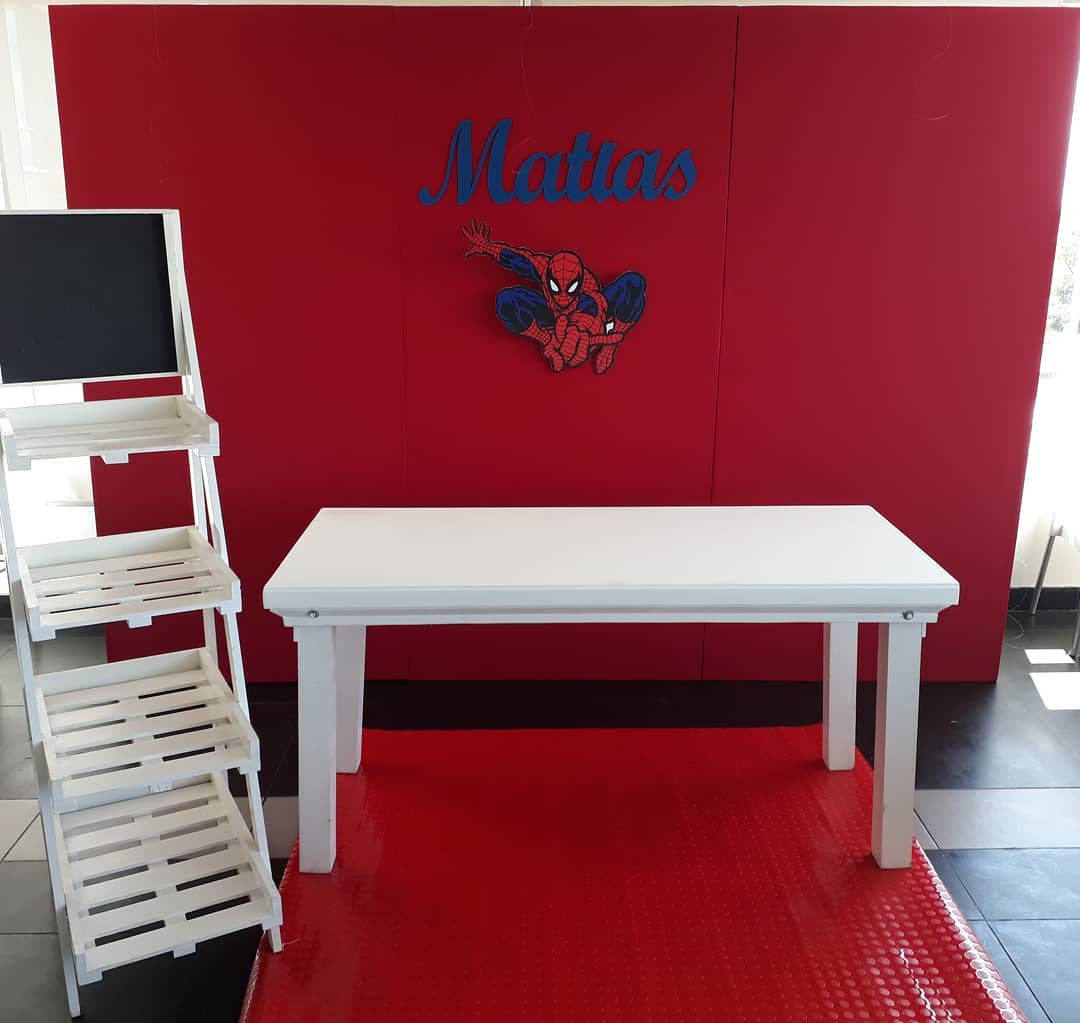 Altura 2.20m X 1.04m
Tapizada Rojo
$ 60.000
Precio unitario por modulo
Imagen referencial de 3 módulos
(SE ADAPTA AL COLOR QUE GUSTE)