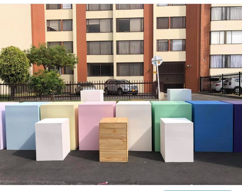 Cubo Principal
60x60cm
80CM Altura.
$50.000 Unidad