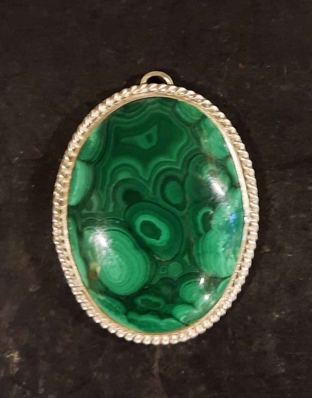 JPn013a MALACHITE TWIST Malachite and Silver  private collection 