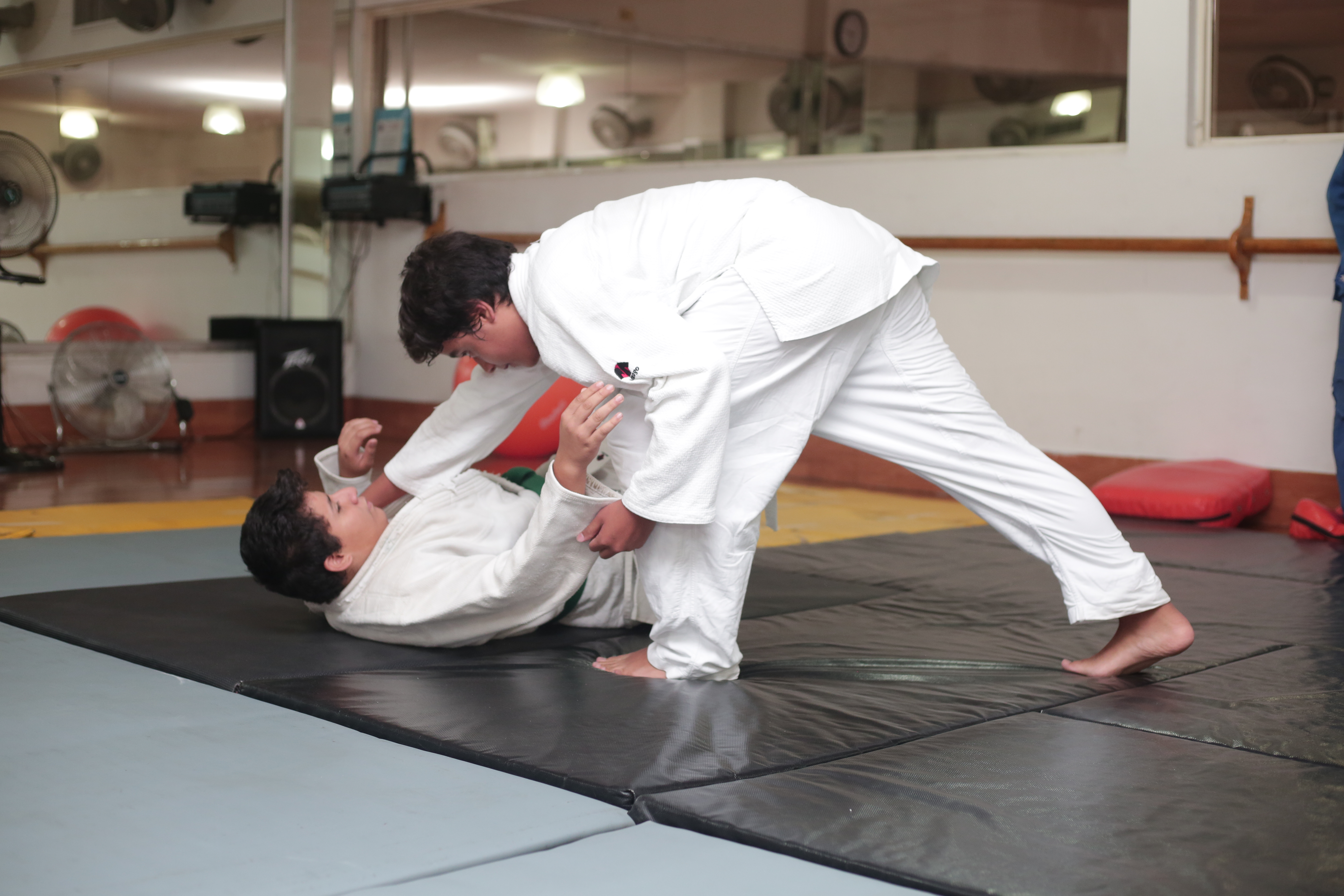 https://0201.nccdn.net/1_2/000/000/0bd/b3a/judo.JPG