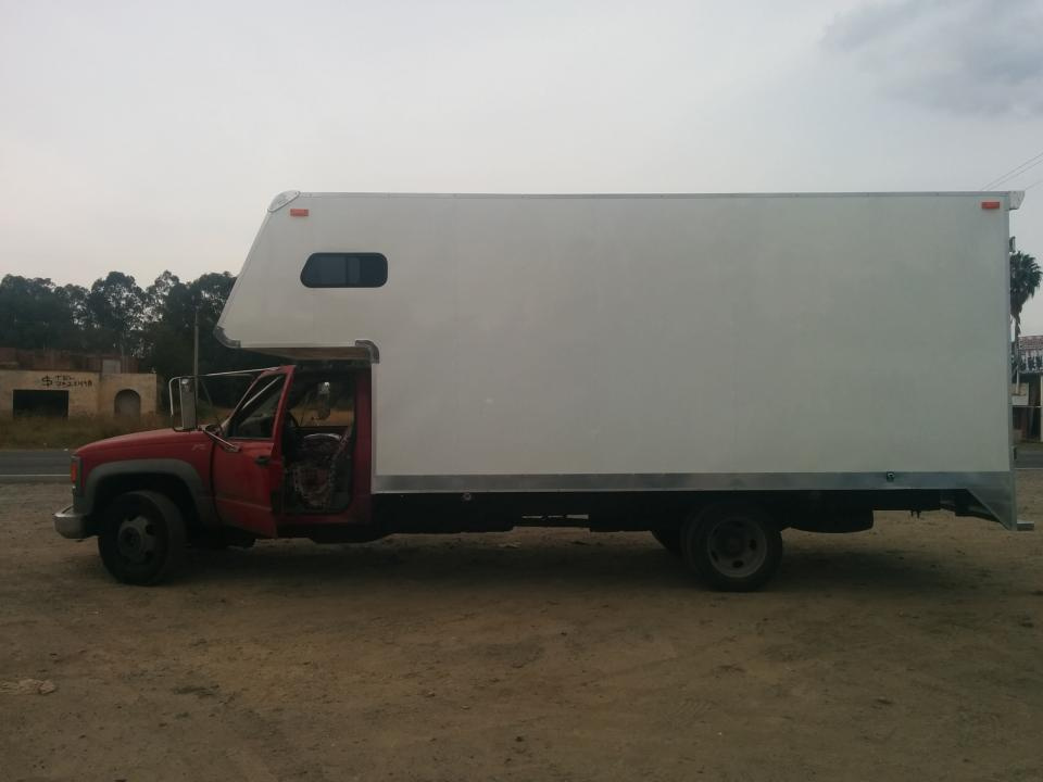 campers volado chasis nissan  