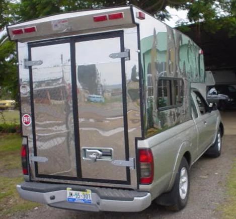 2.1.15 CAMPERS VOLADO PICK UP DE ALUMINIO
