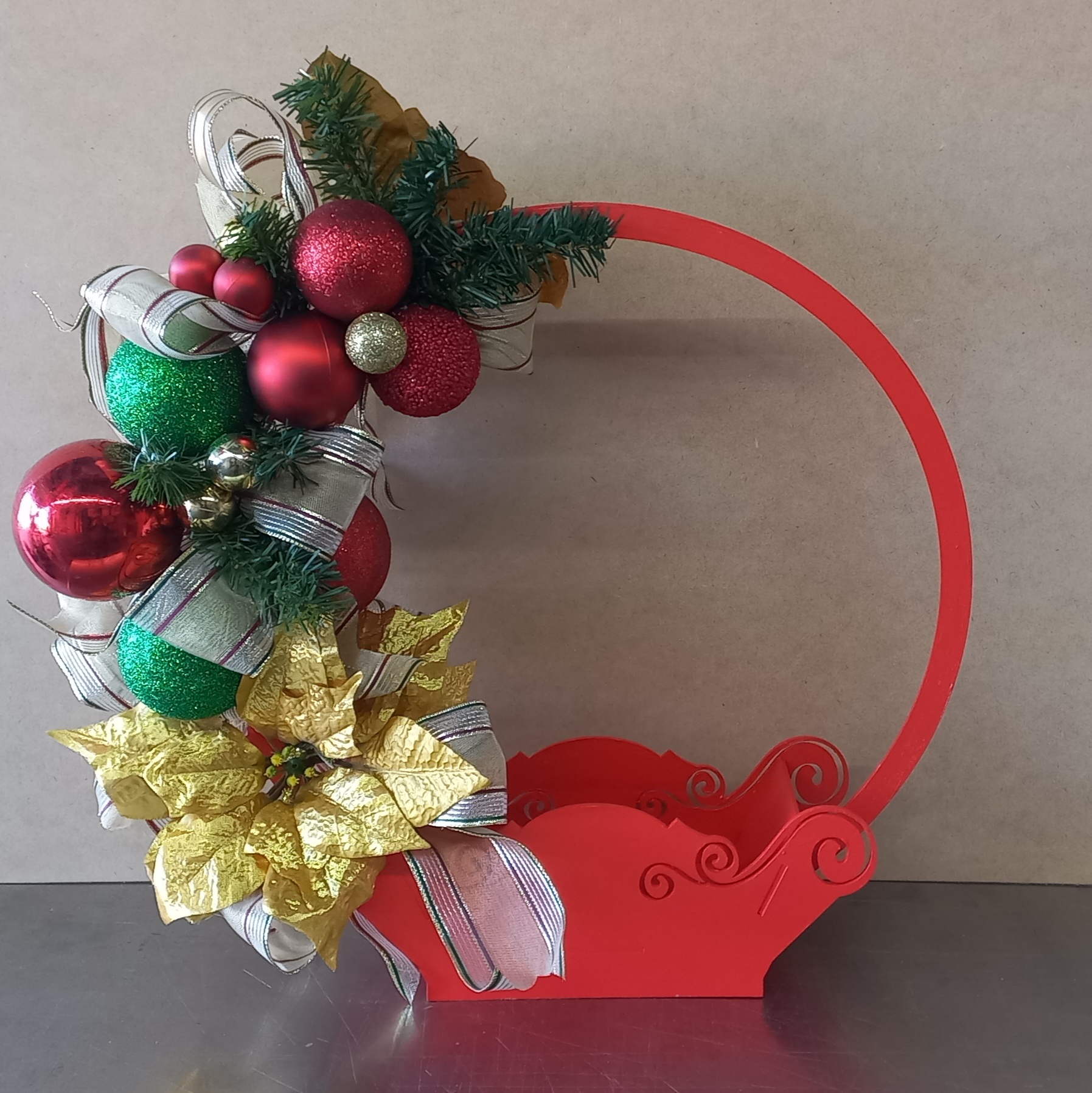 29 x 15 x 11 cm
Aro 40 cm diámetro