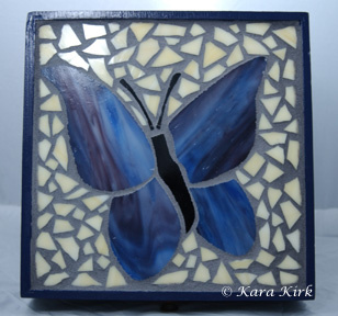 https://0201.nccdn.net/1_2/000/000/0bf/dfb/08-29-07-Wooden-Butterfly-Mosaic-Box-Purple-1-4x6-308x288.jpg