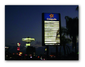 Estructura y caja de luz para Cinepolis.