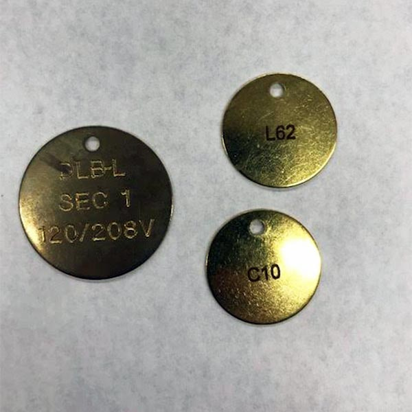 https://0201.nccdn.net/1_2/000/000/0c1/06c/brass-tags-600x600.jpg