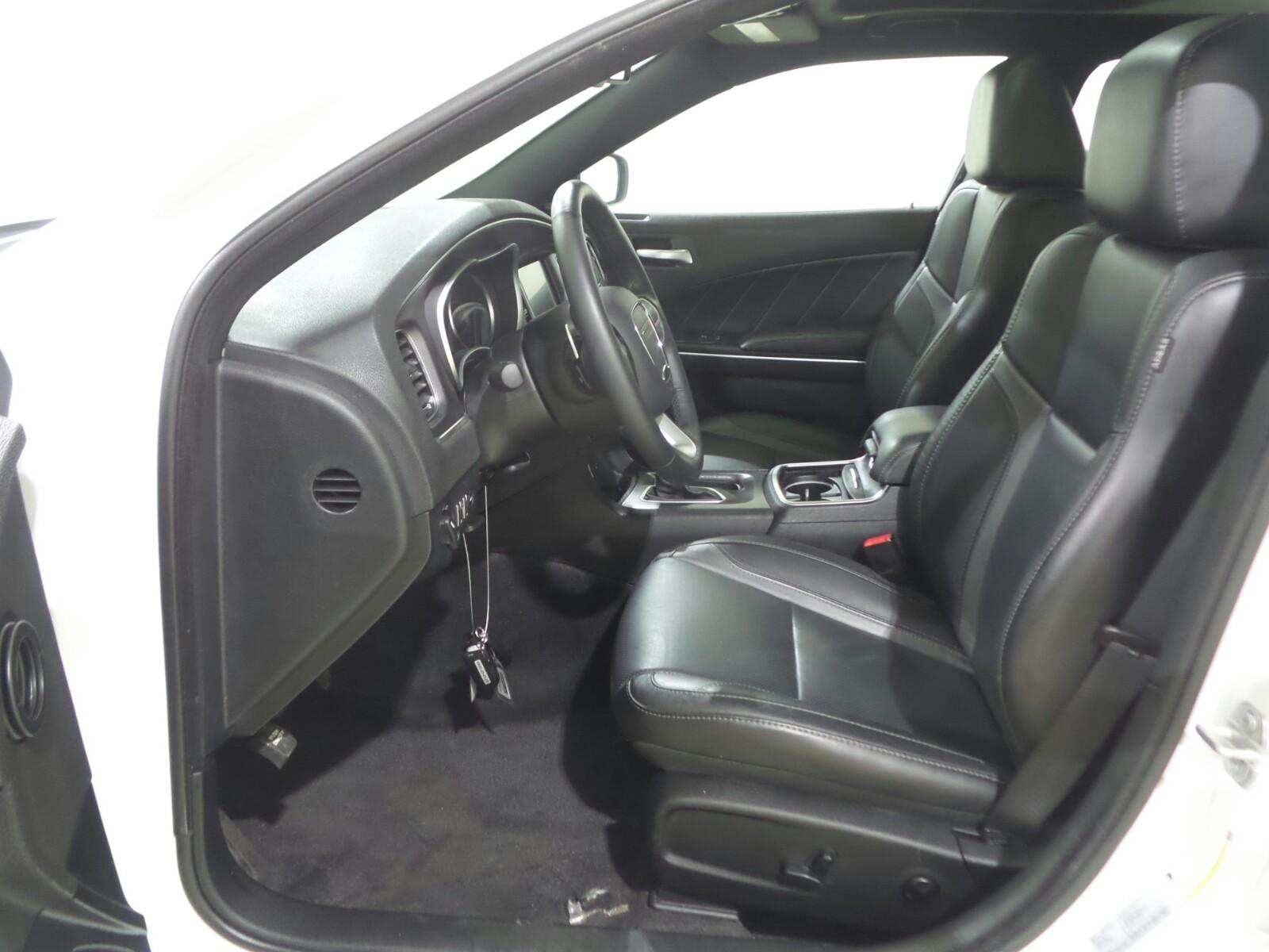 INTERIORFRONT INTERIORFRONT