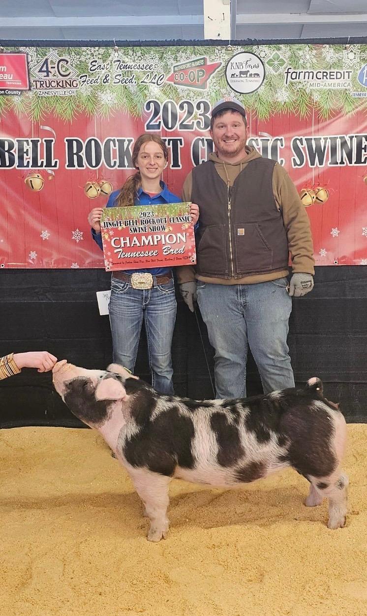 Jacey Bowers
2023 Jingle Bell Rockout Classic Swine Show
Champion TN Bred Spot Gilt
