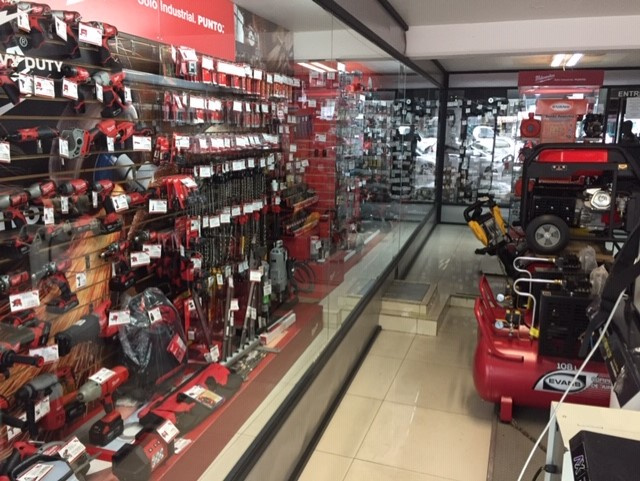 https://0201.nccdn.net/1_2/000/000/0c3/00c/HERRAMIENTAS-640x481.jpg
