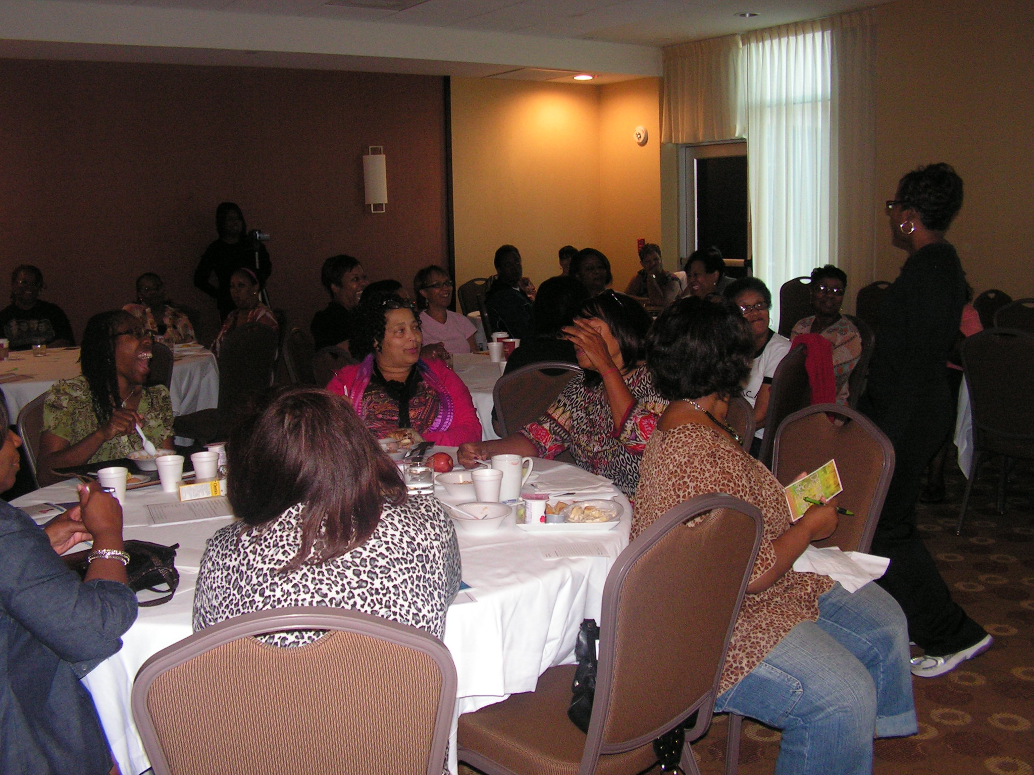 https://0201.nccdn.net/1_2/000/000/0c3/777/women-s-retreat---2---discussing-a-healthy-mind--body-and-soul.jpg