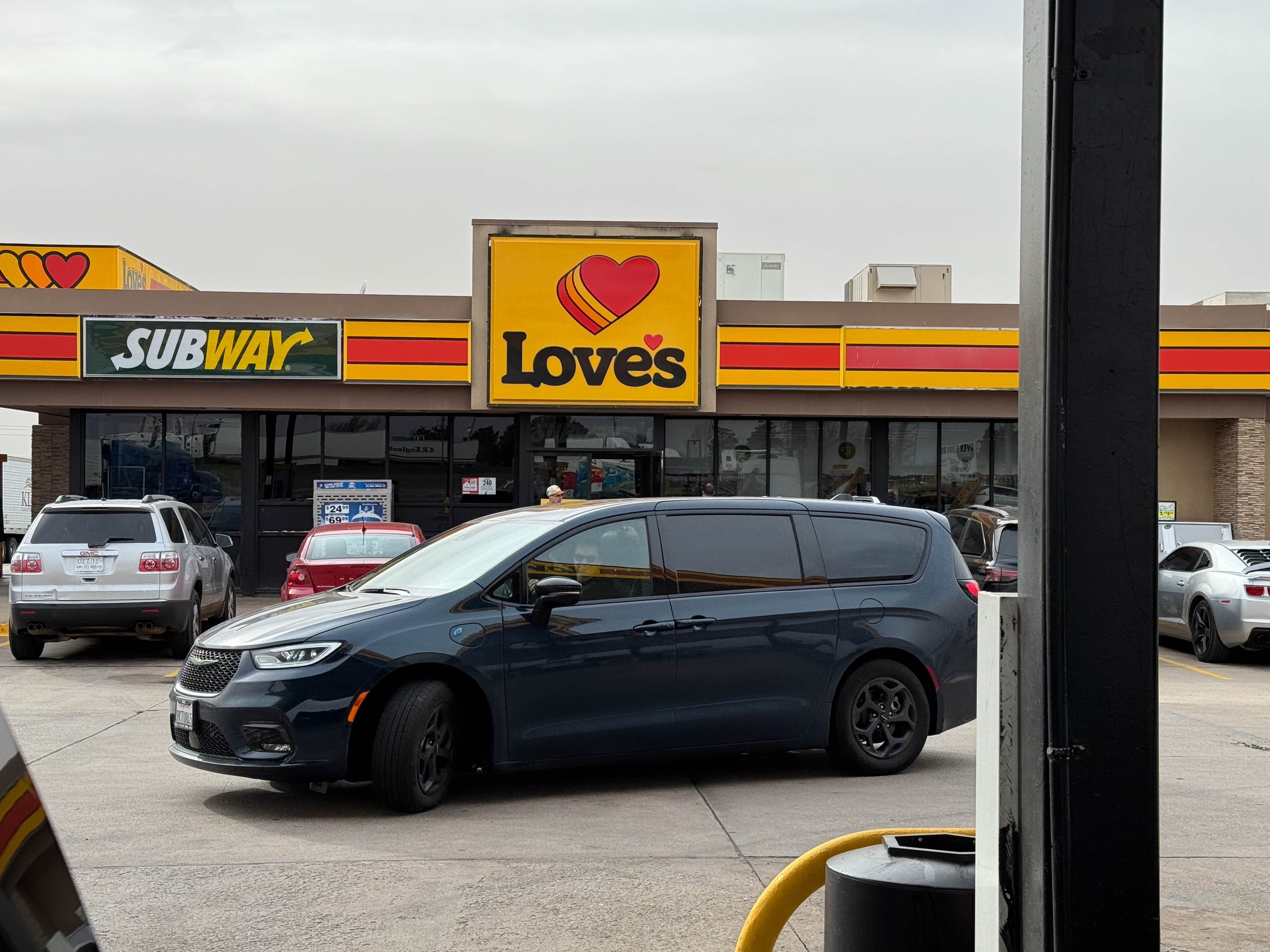 https://0201.nccdn.net/1_2/000/000/0c3/b70/costa-mesa-order-148.jpg