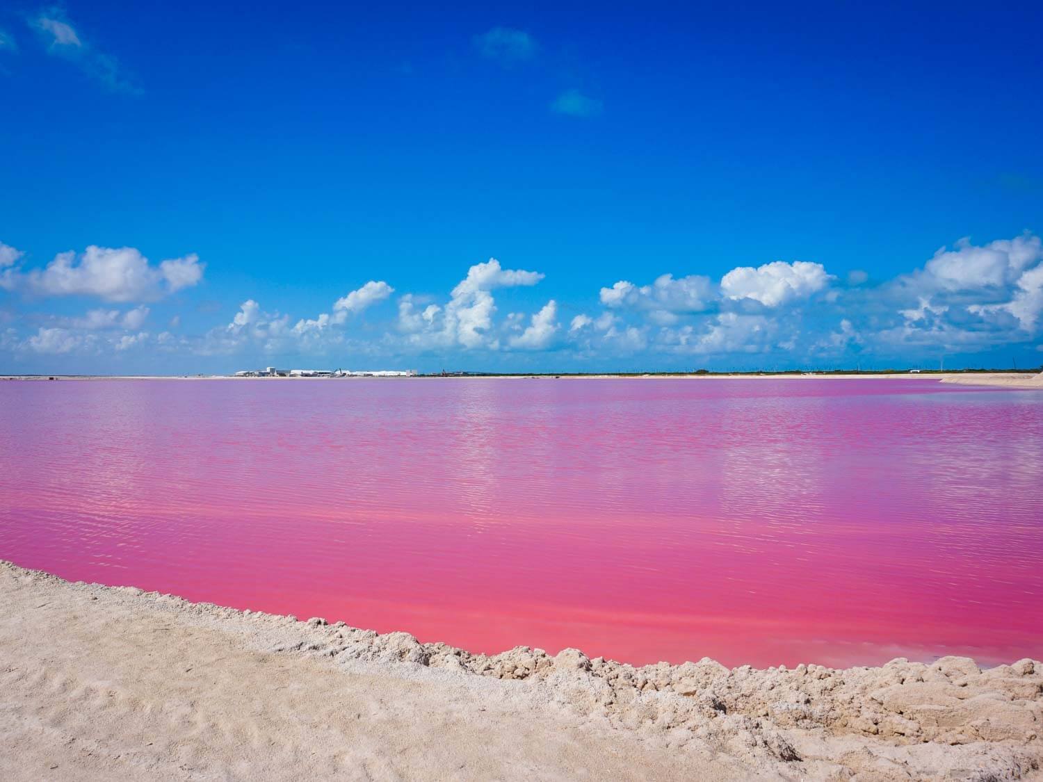 https://0201.nccdn.net/1_2/000/000/0c4/2a8/las-coloradas-yucatan-1.jpg