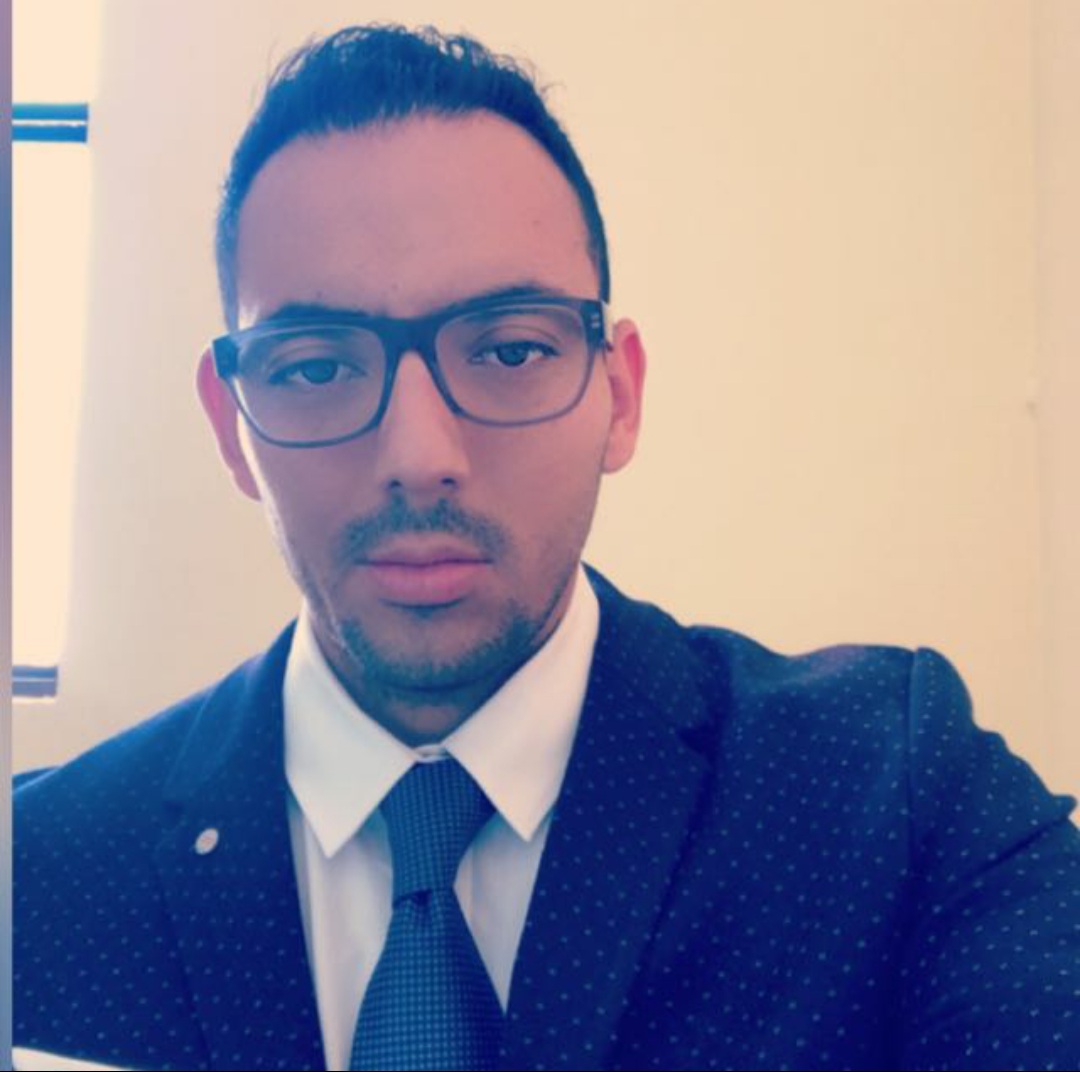 Mtro. Ernesto Castrejón Espino.