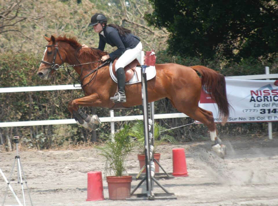 CENTRO HÍPICO MORELOS A.C. - CLASES DE EQUITACION