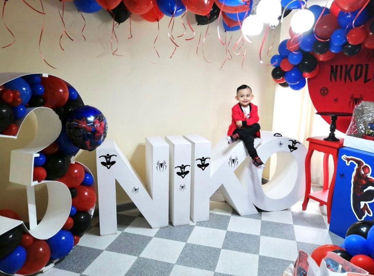 Cada letra en Alquiler
Medidas 80cm de Altura
$35.000