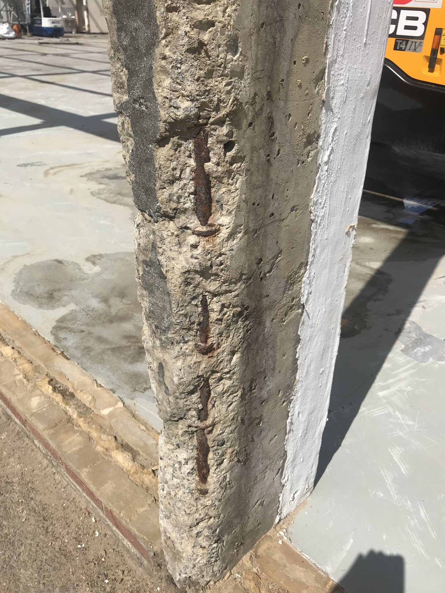 steel reinforced concrete pillar repair