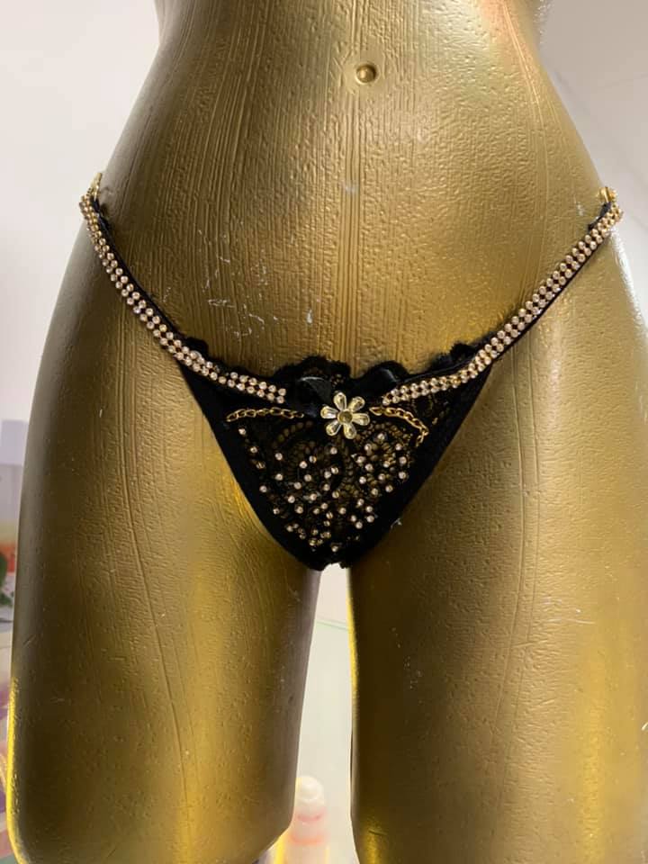 PANTIE JOYAS CON CADENAS AJUSTABLE
DISEÑO EXCLUSIVO BI
$ 30.000